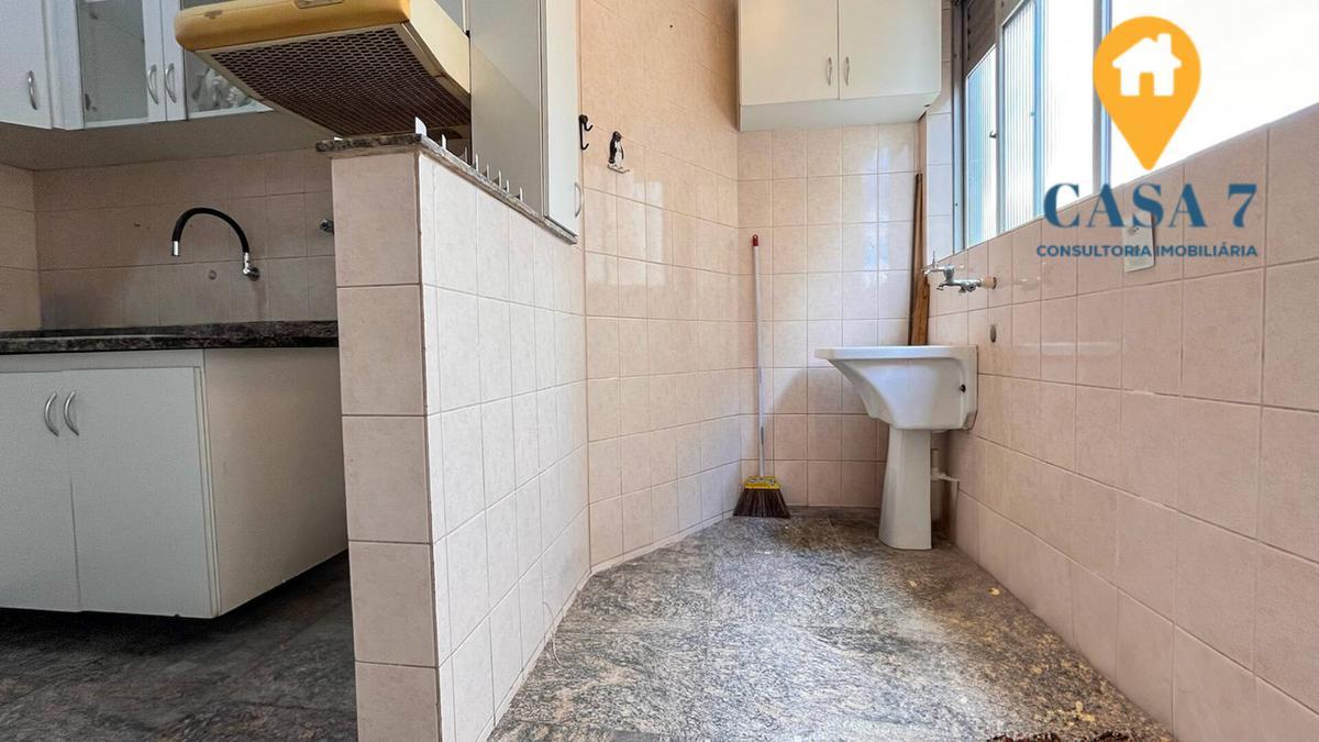 Apartamento, Funcionários, 2 Quartos, 1 Vaga, 1 Suíte
