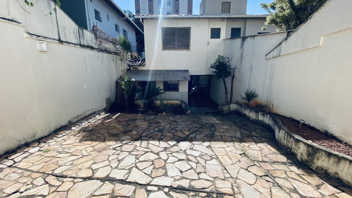 Casa, Castelo, 5 Quartos, 2 Vagas, 2 Suítes