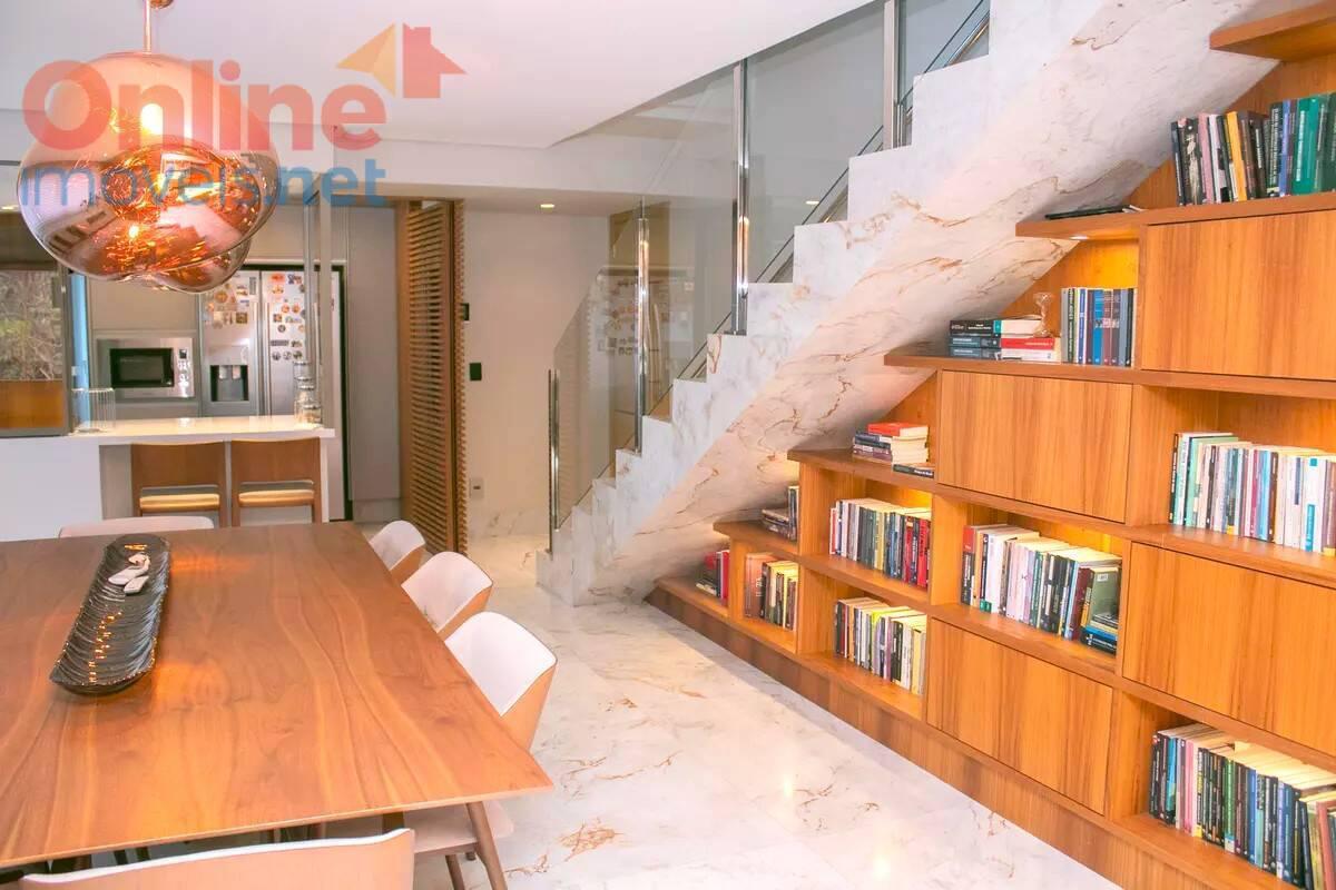 Cobertura, Savassi, 2 Quartos, 0 Vaga, 2 Suítes