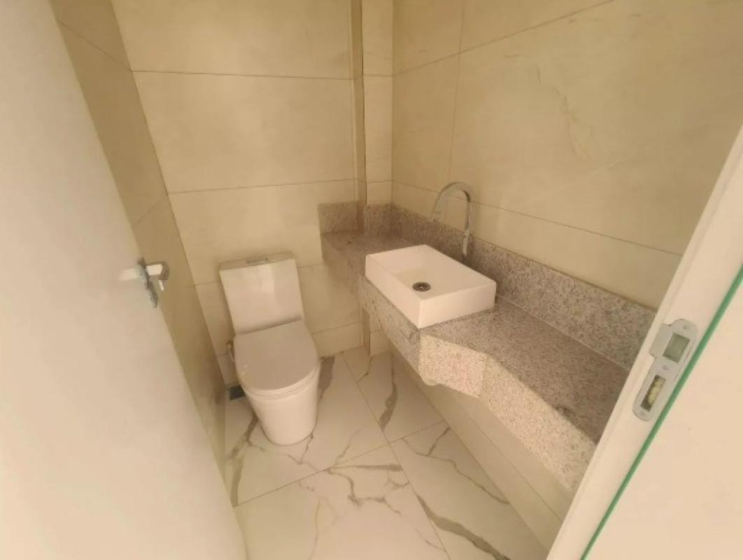 Casa, Candelária, 2 Quartos, 1 Vaga, 2 Suítes