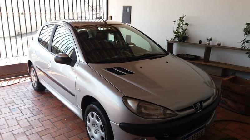 Peugeot 206 Presence 1.4/ 1.4 Flex 8v 5p
