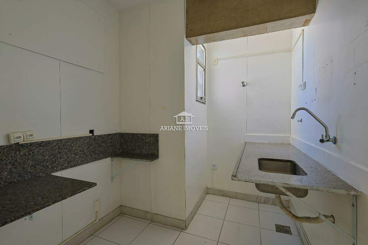 Andar, Savassi, 0 Quarto, 3 Vagas