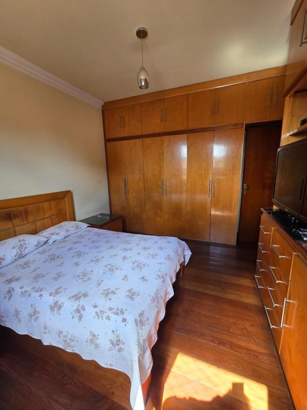 Casa, Alípio de Melo, 8 Quartos, 6 Vagas, 3 Suítes
