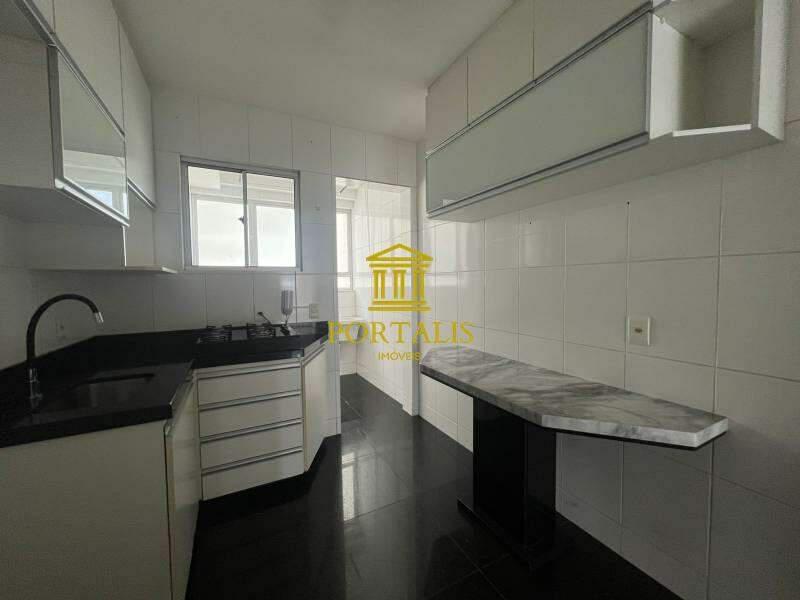 Apartamento, Sagrada Família, 3 Quartos, 2 Vagas, 1 Suíte