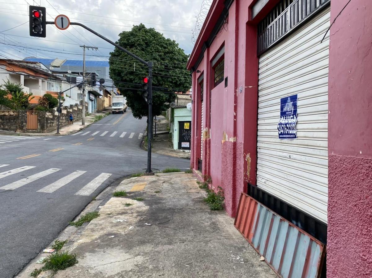 Lote, Lagoinha, 1 Quarto, 0 Vaga, 1 Suíte