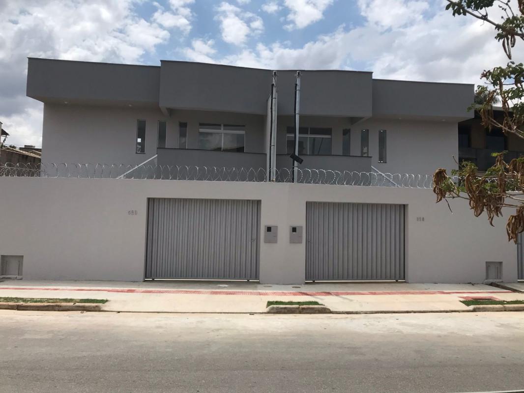 Casa, Nacional, 3 Quartos, 4 Vagas, 1 Suíte