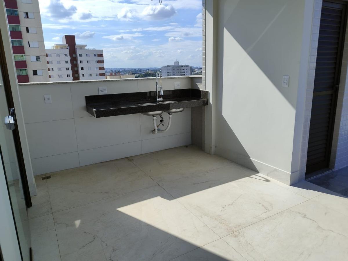 Cobertura, Jaraguá, 4 Quartos, 3 Vagas, 3 Suítes