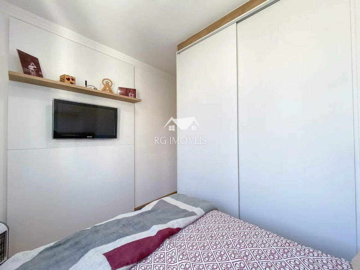 Apartamento, Miramar (barreiro), 2 Quartos, 2 Vagas, 1 Suíte