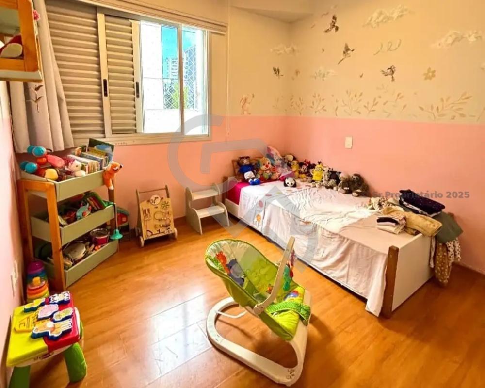 Cobertura, Funcionários, 2 Quartos, 4 Vagas, 2 Suítes