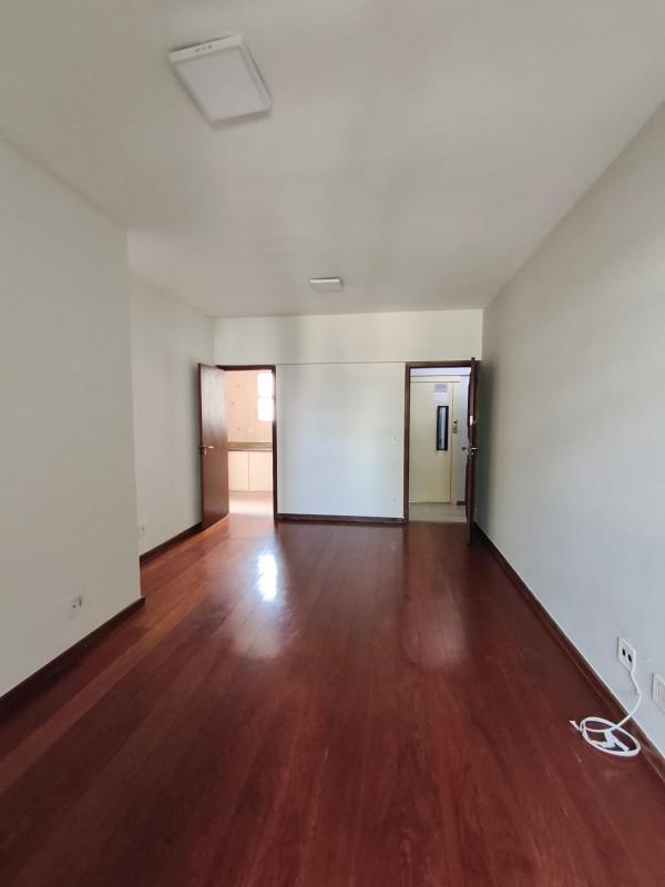 Apartamento, Coração de Jesus, 2 Quartos, 2 Vagas, 1 Suíte