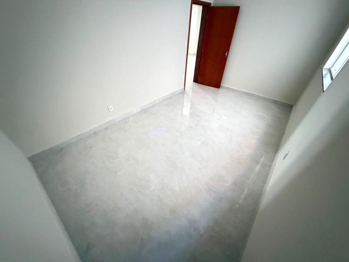 Casa, Europa, 2 Quartos, 1 Vaga