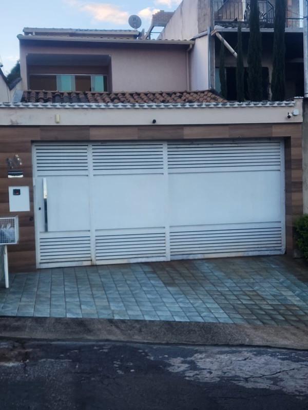 Casa, Vale das Amendoeiras, 3 Quartos, 4 Vagas, 1 Suíte