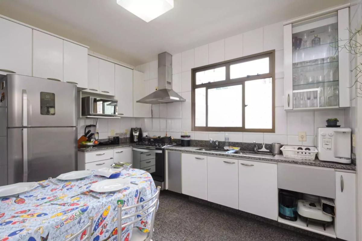 Apartamento, Sion, 4 Quartos, 3 Vagas, 2 Suítes