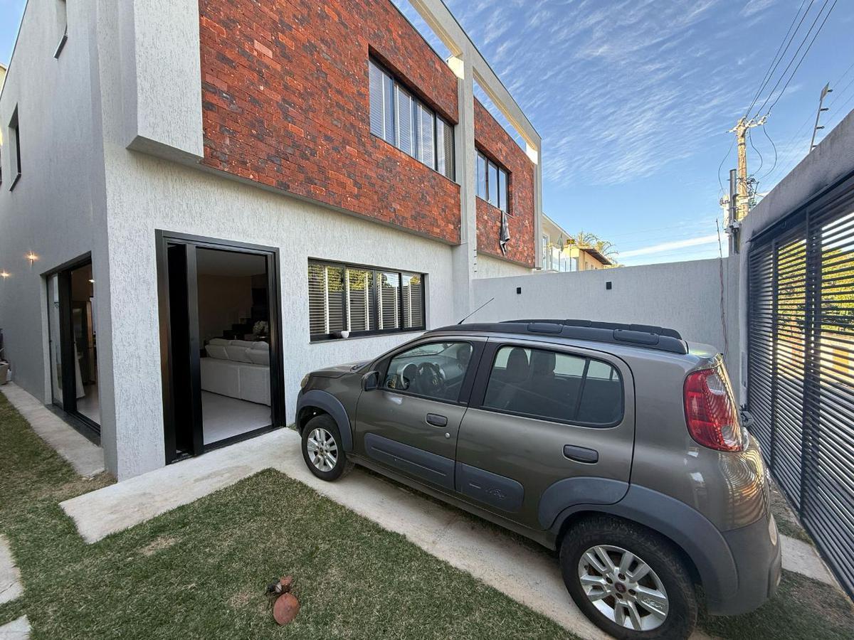 Casa, Trevo, 3 Quartos, 2 Vagas, 3 Suítes