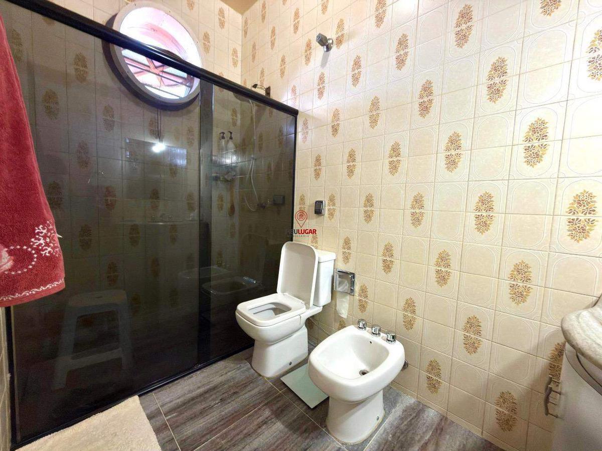 Casa, Barreiro, 3 Quartos, 5 Vagas, 1 Suíte