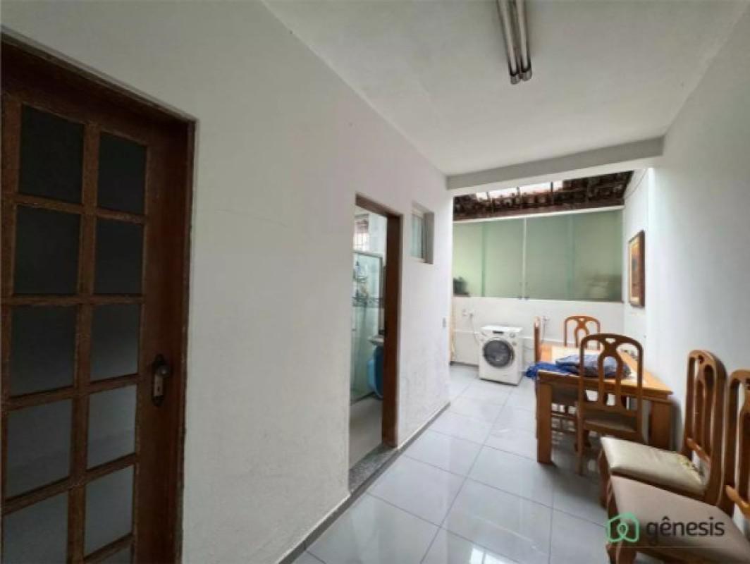 Casa, Estrela do Oriente, 5 Quartos, 1 Vaga, 1 Suíte