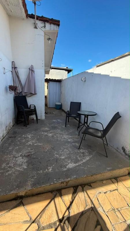 Casa, Centro, 3 Quartos, 2 Vagas, 1 Suíte