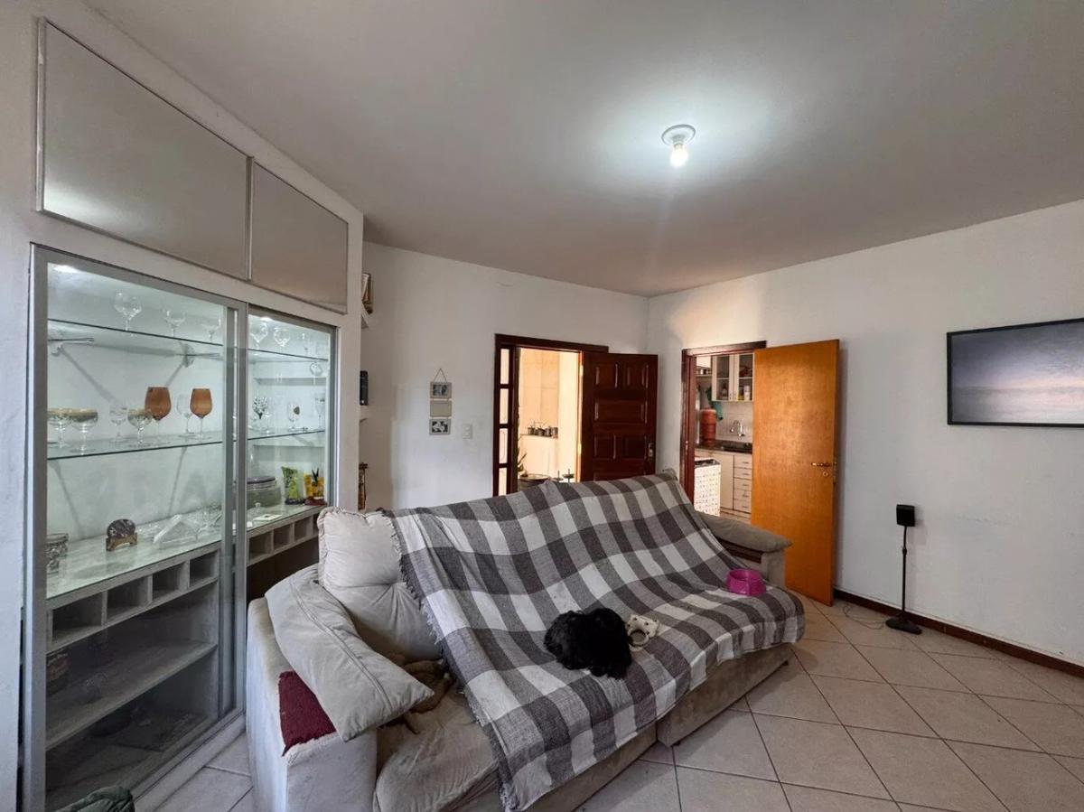 Casa, Jacqueline, 2 Quartos, 3 Vagas