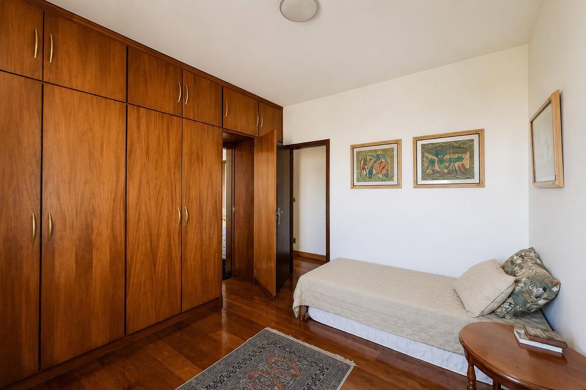 Apartamento, Luxemburgo, 4 Quartos, 4 Vagas, 2 Suítes