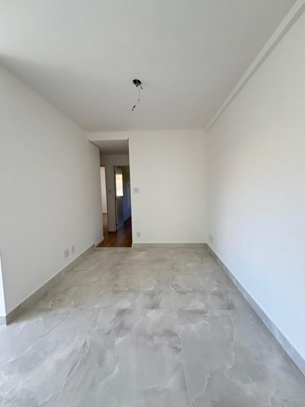 Apartamento, Sagrada Família, 3 Quartos, 2 Vagas, 1 Suíte