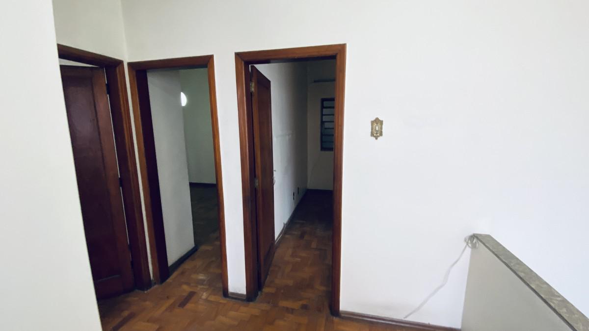 Casa, Santa Efigênia, 3 Quartos, 0 Vaga