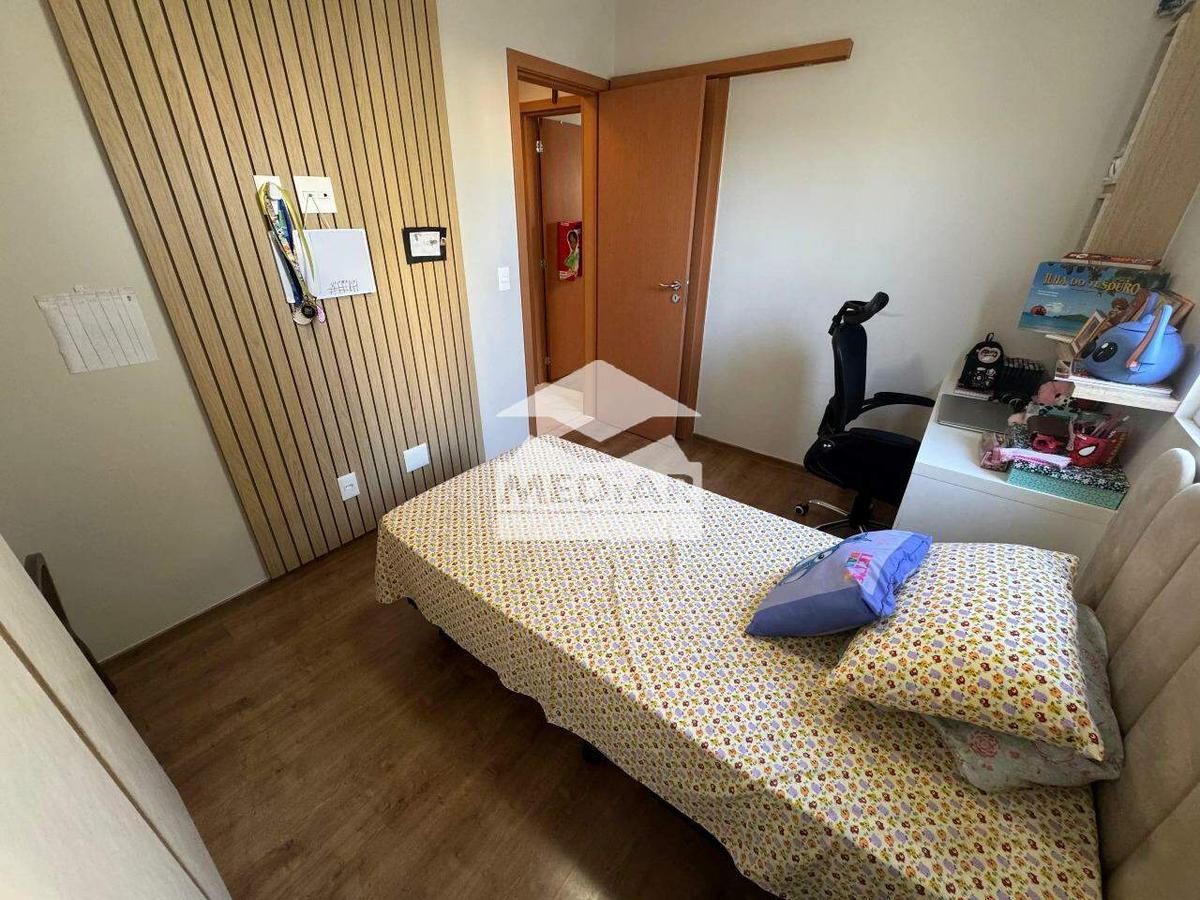 Apartamento, Sagrada Família, 4 Quartos, 2 Vagas, 4 Suítes