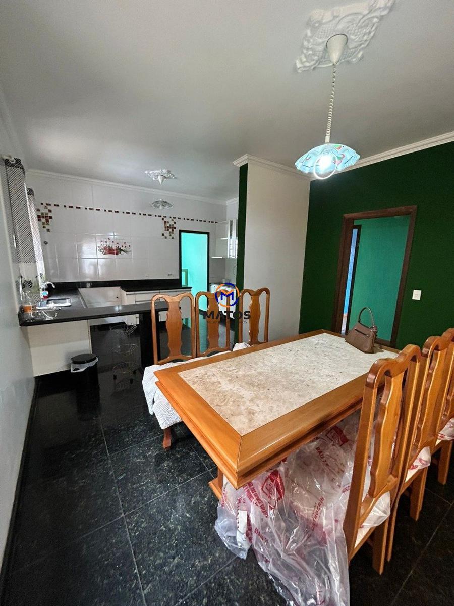 Casa, Belo Vale, 4 Quartos, 2 Vagas, 1 Suíte