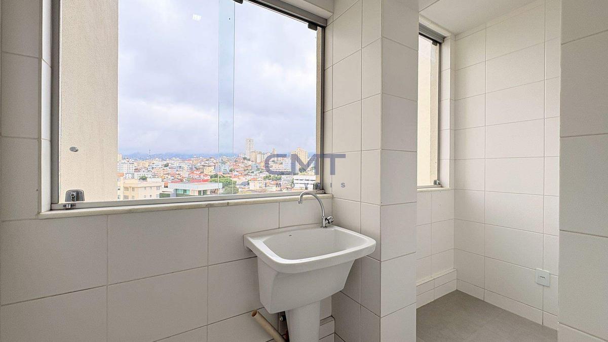 Apartamento, Sagrada Família, 3 Quartos, 2 Vagas, 1 Suíte