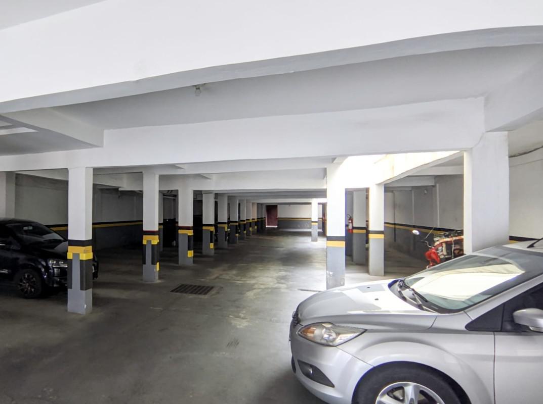 Cobertura, Fernão Dias, 2 Quartos, 2 Vagas, 1 Suíte