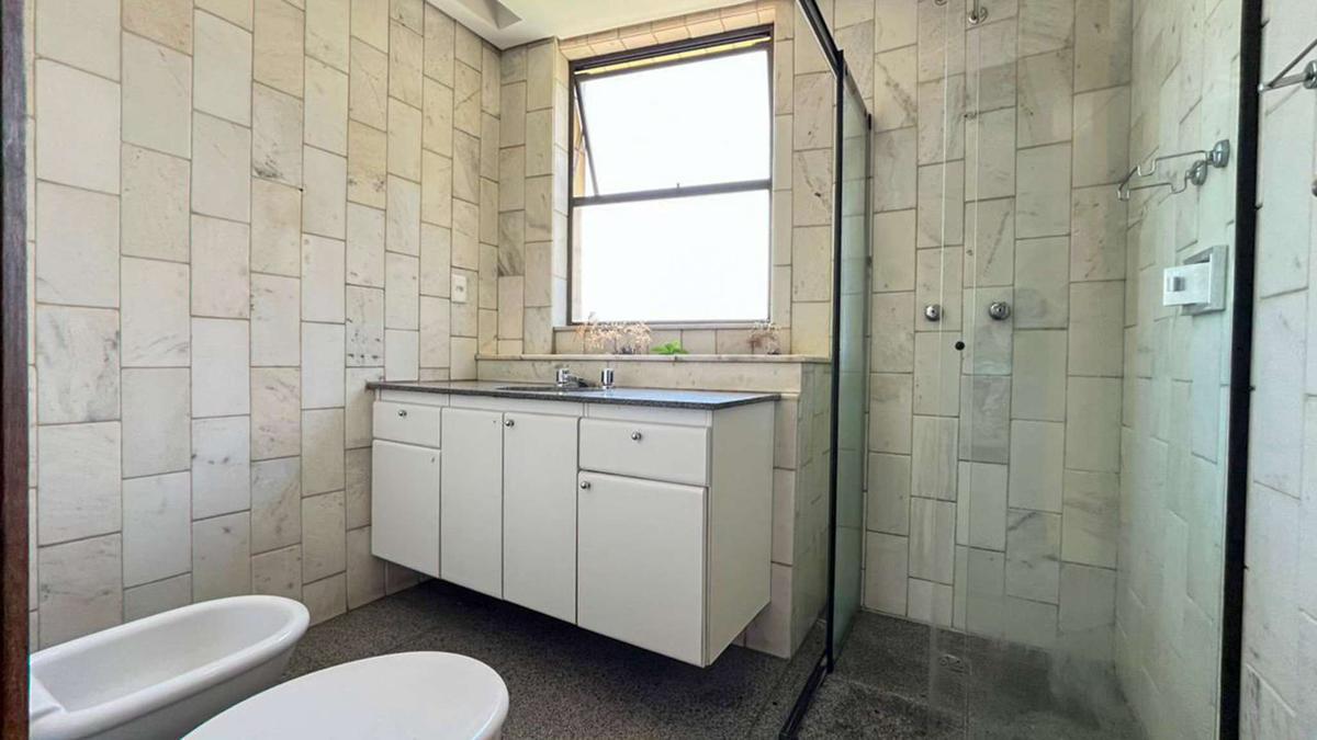 Apartamento, Cruzeiro, 4 Quartos, 2 Vagas, 1 Suíte
