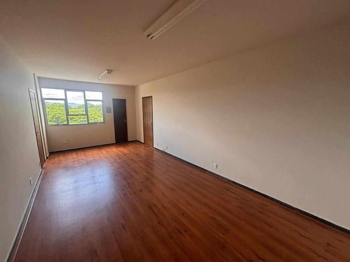 Sala, São José, 0 Quarto, 0 Vaga