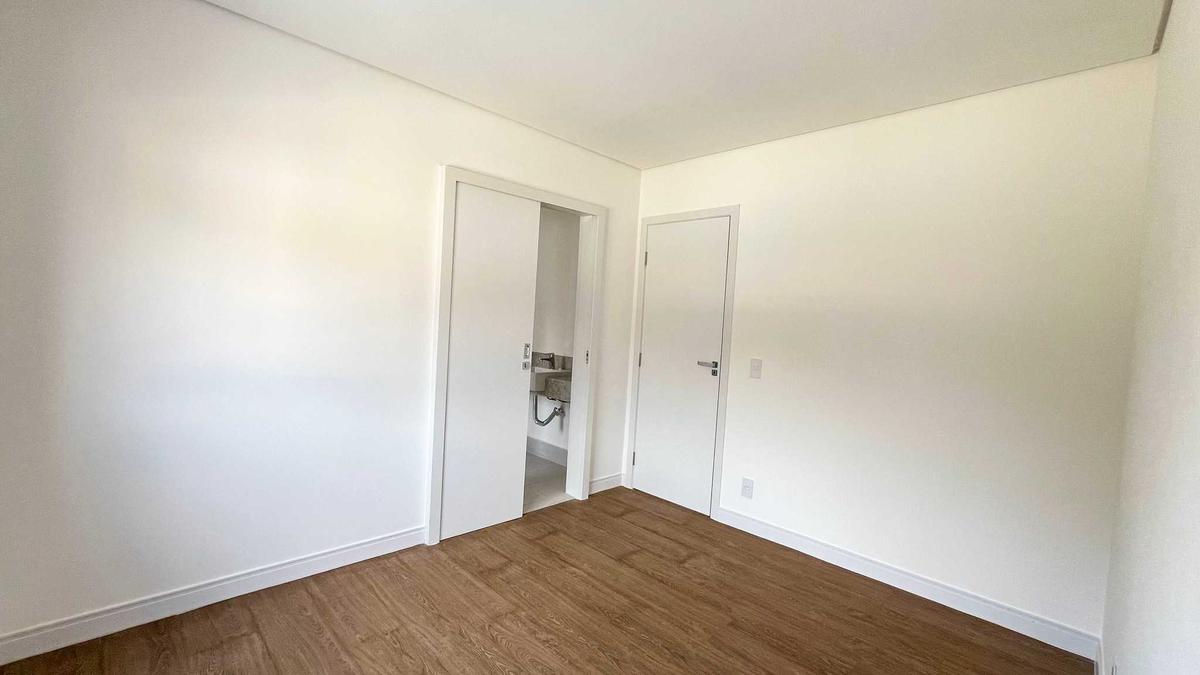 Apartamento, São Bento, 4 Quartos, 3 Vagas, 4 Suítes