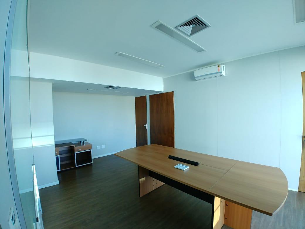 Andar, Santa Lúcia, 0 Quarto, 3 Vagas