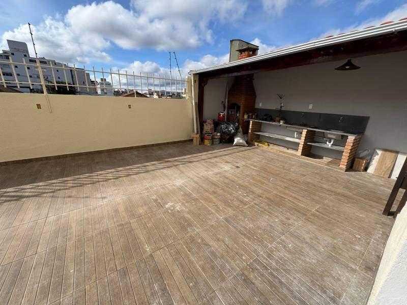 Apartamento, Sagrada Família, 2 Quartos, 1 Vaga