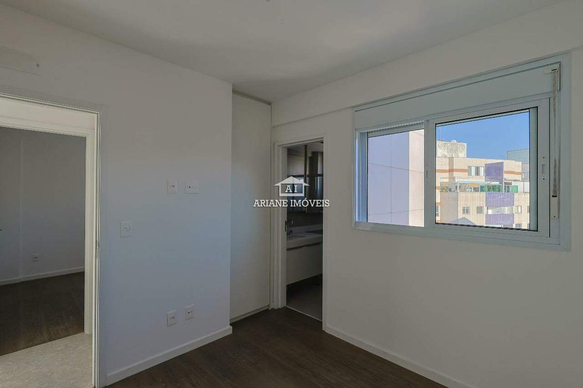 Apartamento, Vila Paris, 2 Quartos, 0 Vaga, 2 Suítes