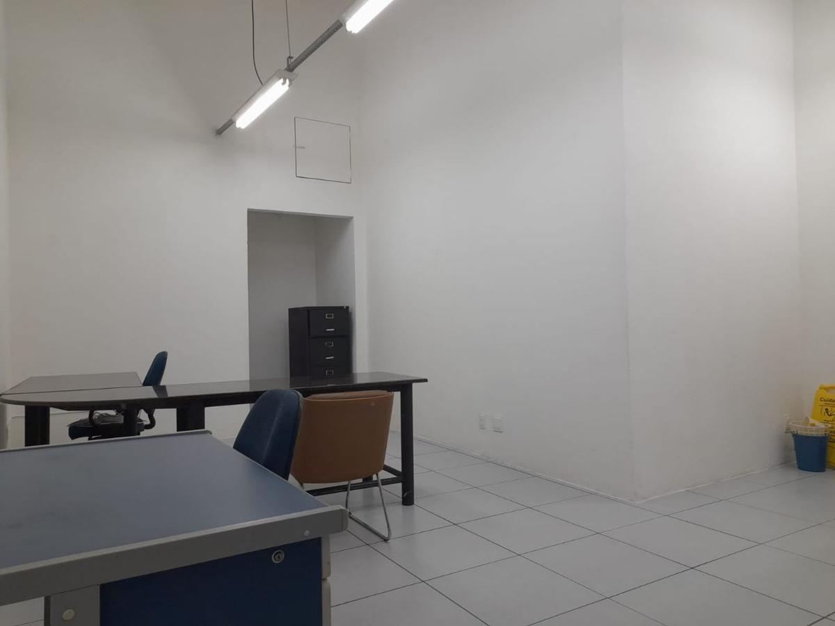 Galpão, Centro, 0 Quarto, 0 Vaga