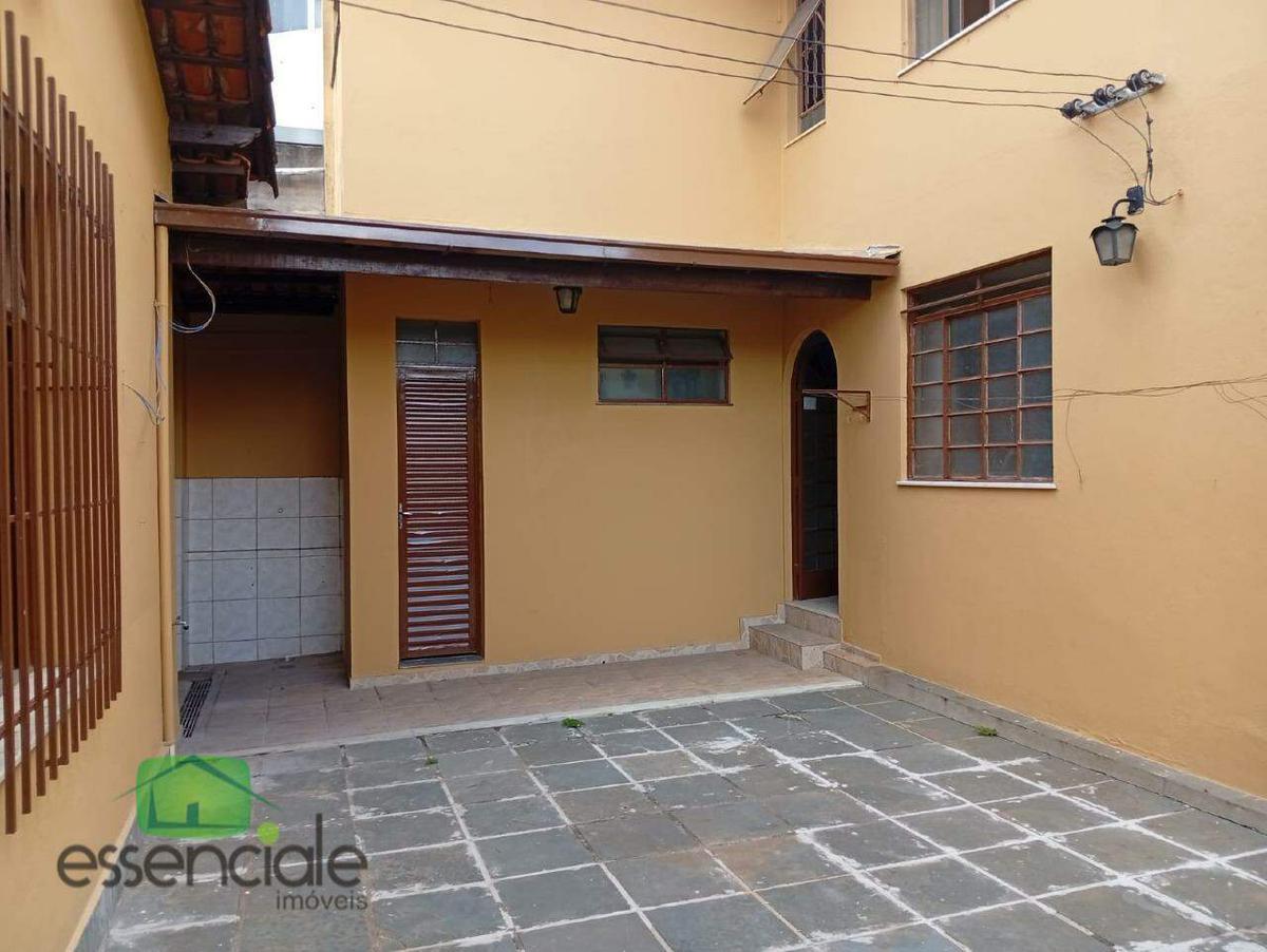 Casa Comercial, Eldorado, 4 Quartos, 4 Vagas, 1 Suíte