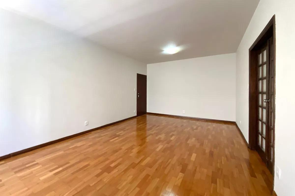 Apartamento, Funcionários, 4 Quartos, 2 Vagas, 1 Suíte