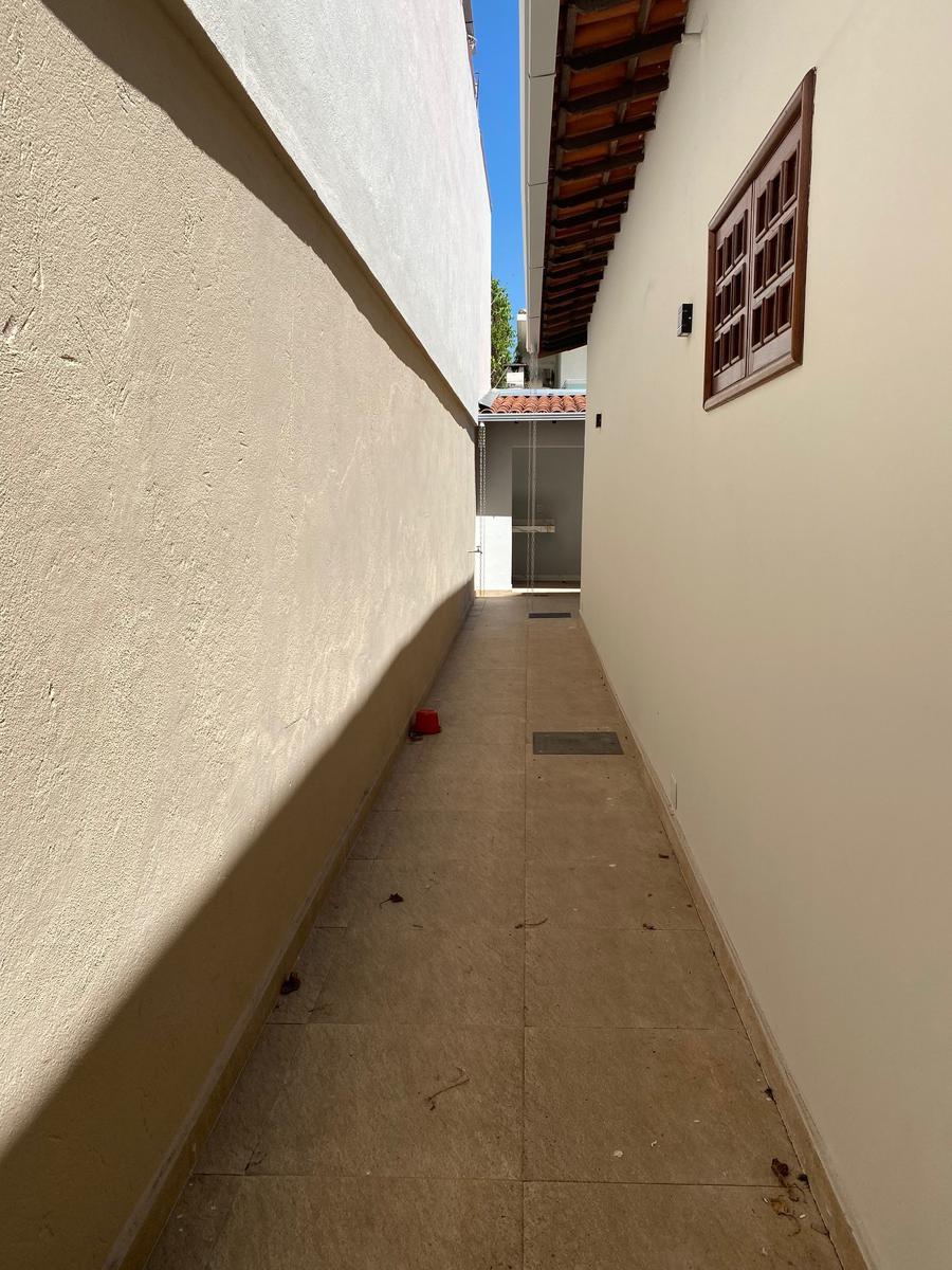 Casa, Castelo, 4 Quartos, 4 Vagas, 3 Suítes