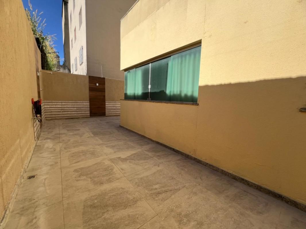 Apartamento, Santa Terezinha, 3 Quartos, 2 Vagas, 1 Suíte