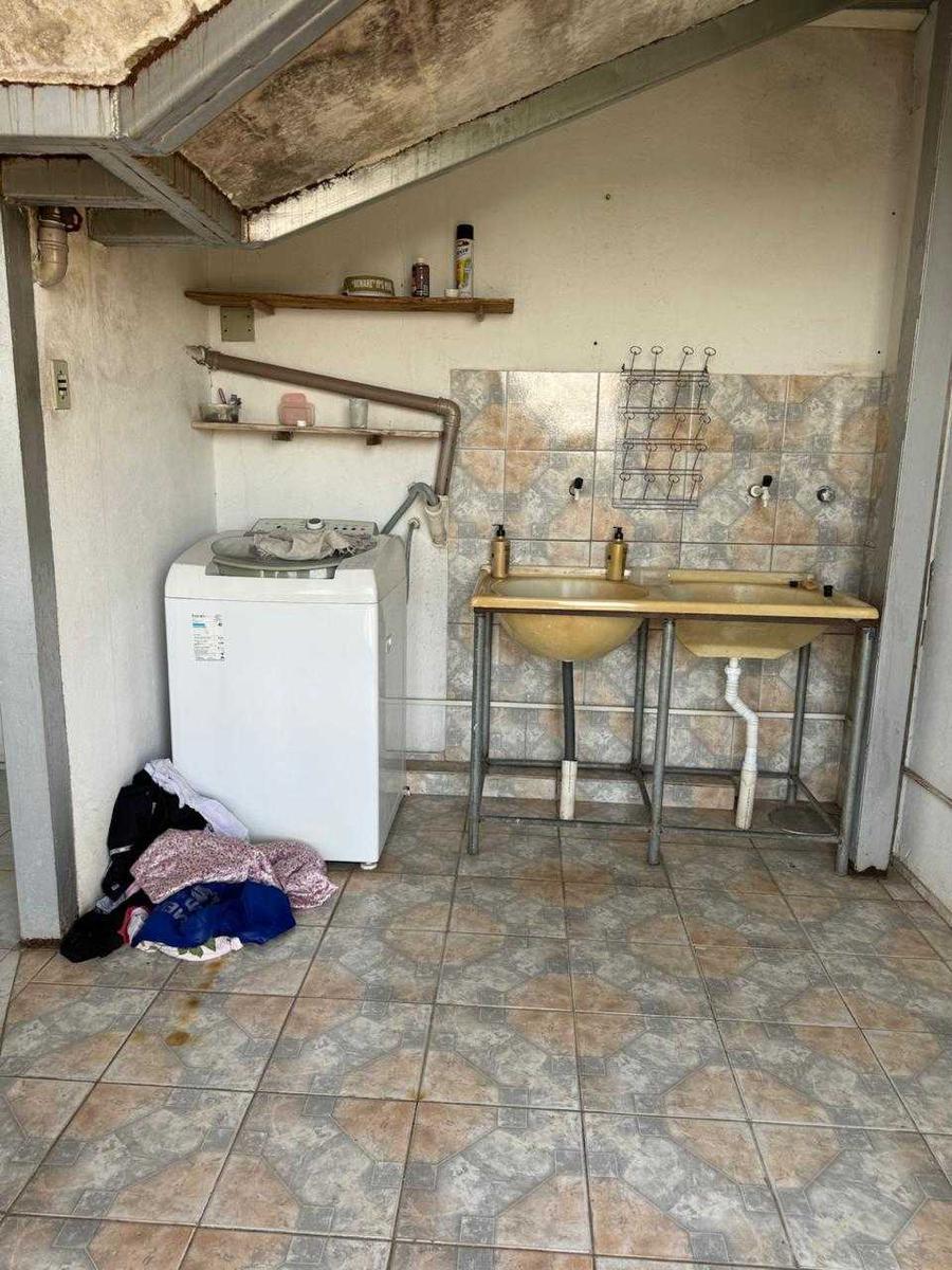 Casa, Novo Santa Cecília (barreiro), 4 Quartos, 3 Vagas, 4 Suítes