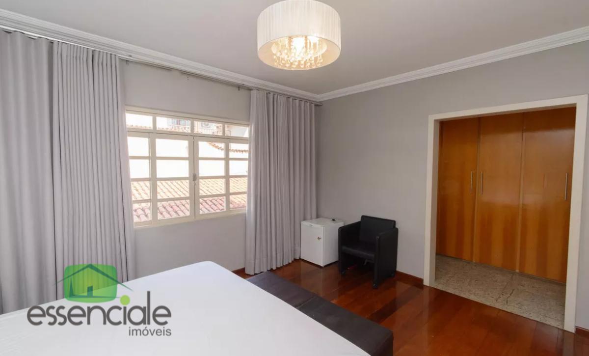 Casa, Jardim Riacho das Pedras, 3 Quartos, 4 Vagas, 1 Suíte