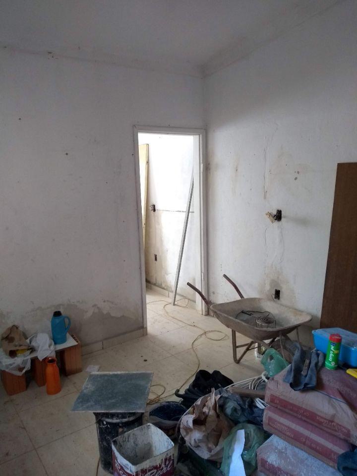 Casa Comercial, Centro, 2 Quartos, 1 Vaga