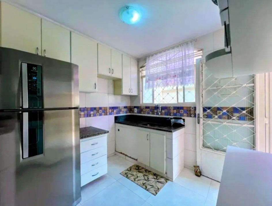 Casa, Castelo, 3 Quartos, 2 Vagas, 1 Suíte