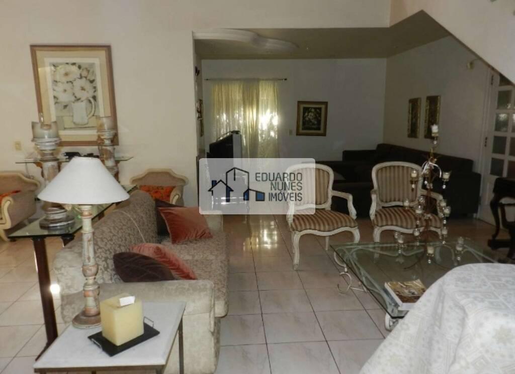 Casa, Santa Lúcia, 6 Quartos, 10 Vagas, 3 Suítes