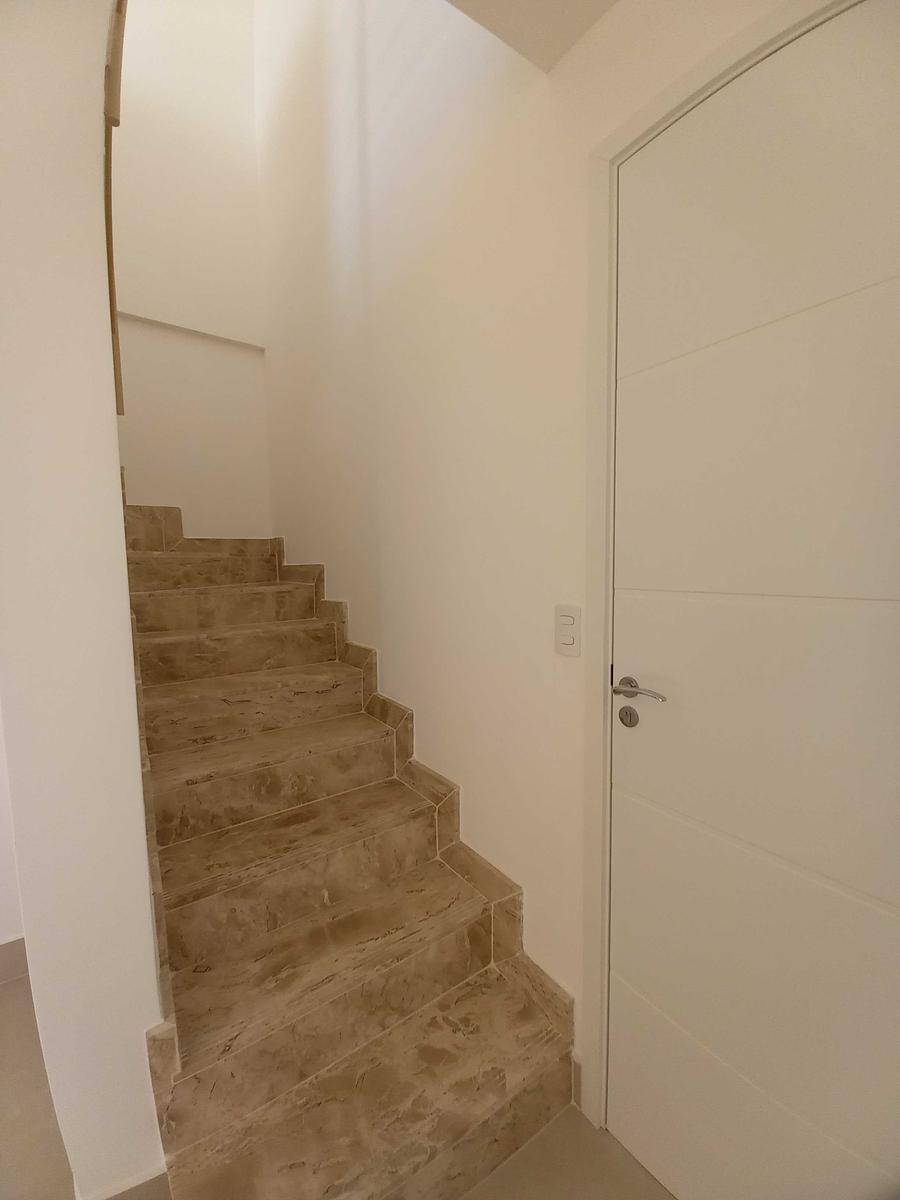 Cobertura, Alto Barroca, 2 Quartos, 2 Vagas, 1 Suíte