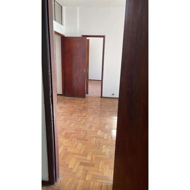 Sala, Centro