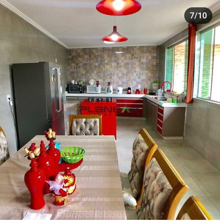 Casa, Novo Riacho, 3 Quartos, 6 Vagas, 2 Suítes