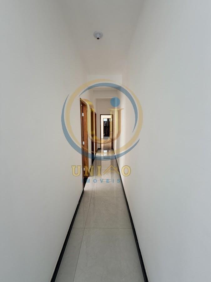 Casa, Centro, 3 Quartos, 2 Vagas, 1 Suíte