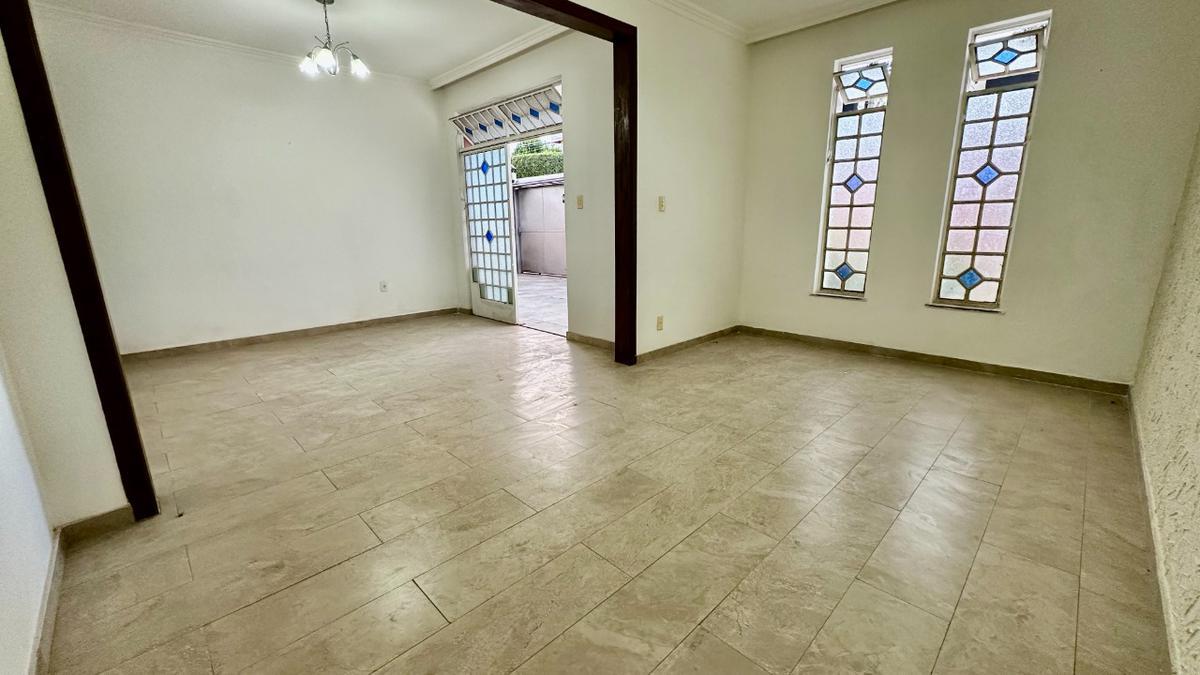 Casa, Itapoã, 5 Quartos, 5 Vagas, 2 Suítes